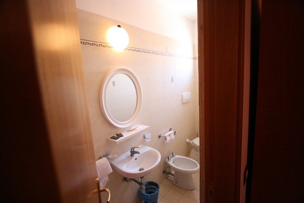 Hotel Venezia Montecatini Terme Ngoại thất bức ảnh